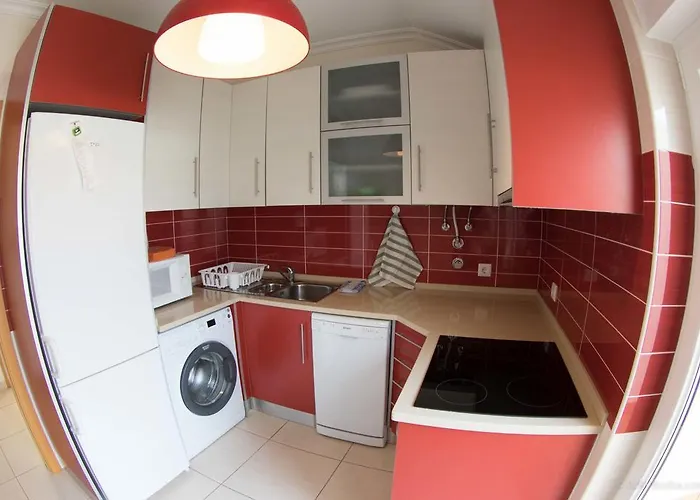 Baleal: Balconies And Pool Apartment